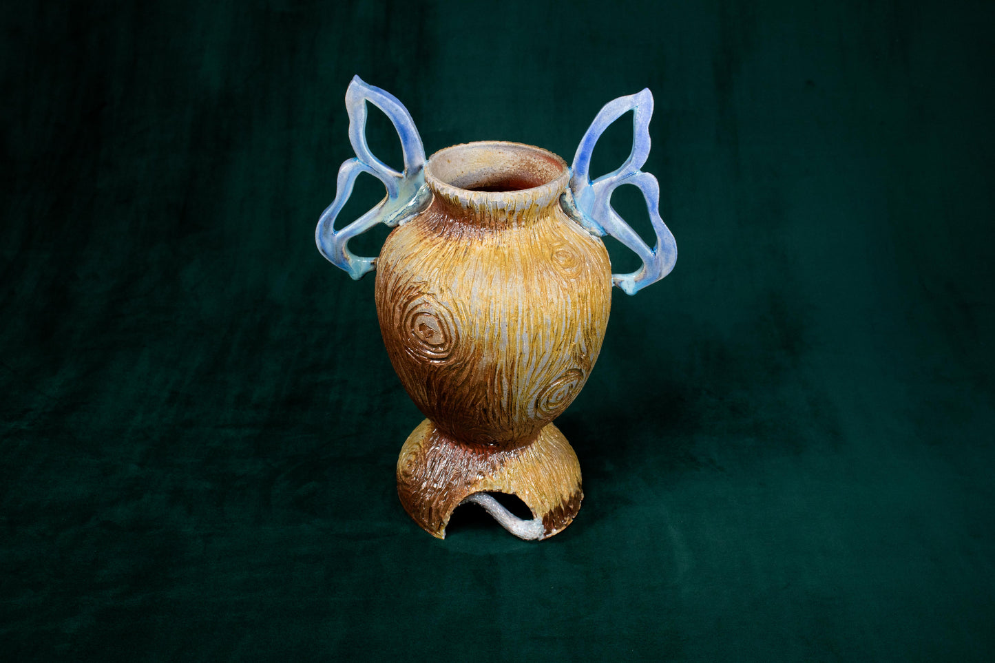 Metamorphosis Amphora