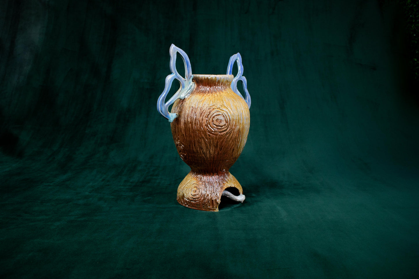 Metamorphosis Amphora