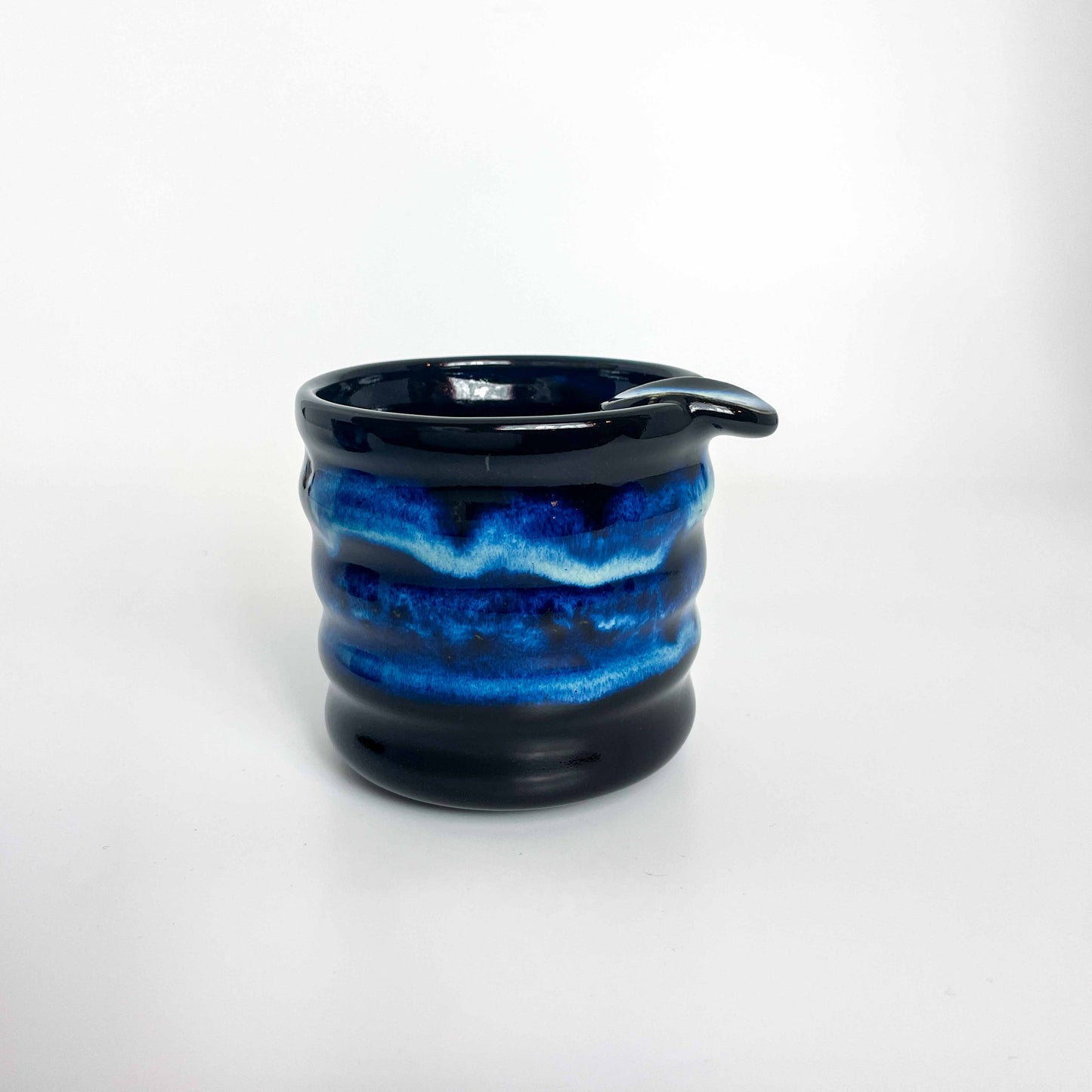 Ashtray - Black Melting Blue Wiggle