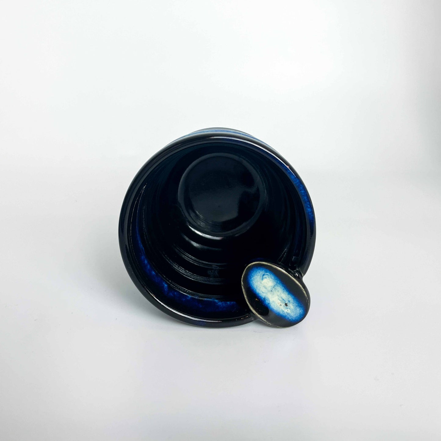 Ashtray - Black Melting Blue Wiggle